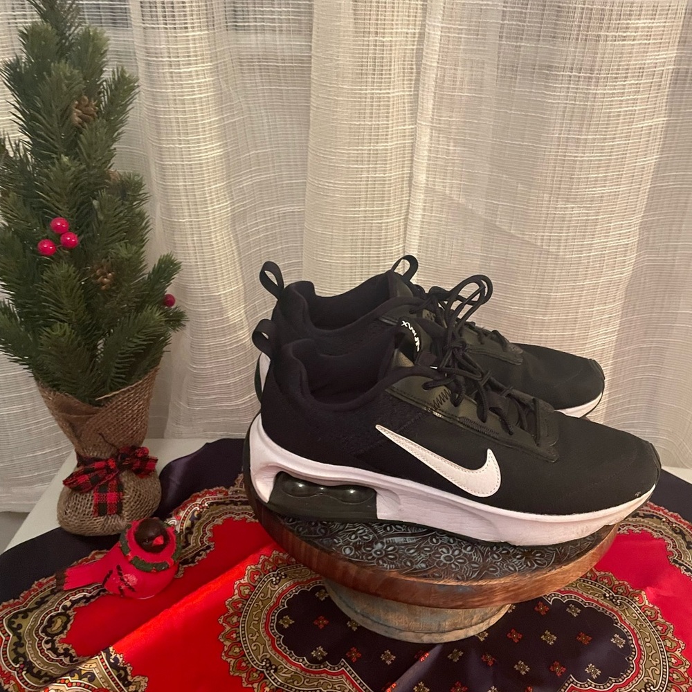 💯 Woman’s Nike Air Max
